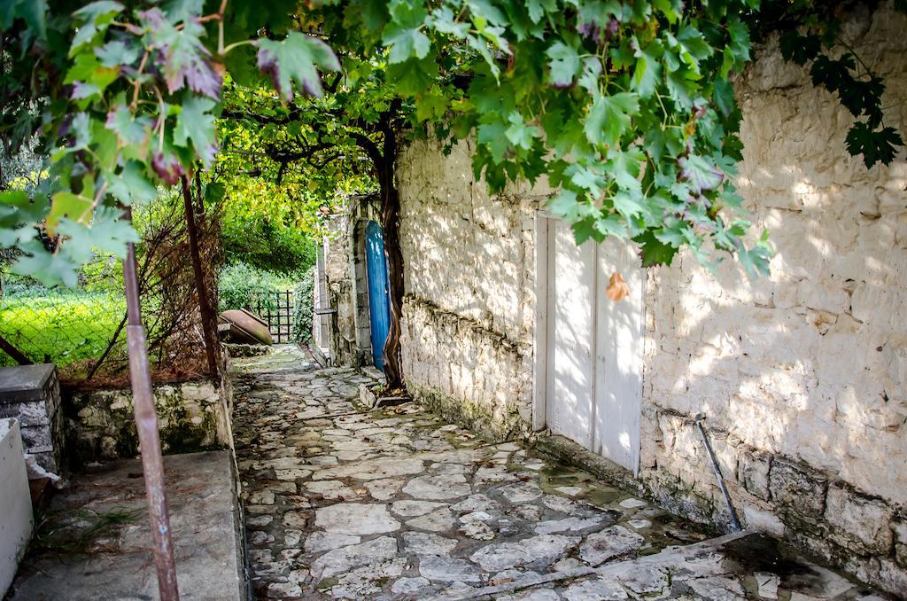 Xenios Cottages Лофу Экстерьер фото