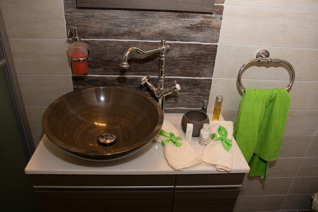 Xenios Cottages Лофу Номер фото